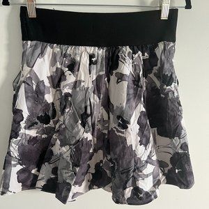 Express Chic Black Banded Midi Floral Skirt S